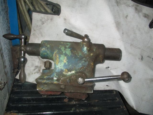 задняя бабка высота до оси 165 ширина 160 длина 240